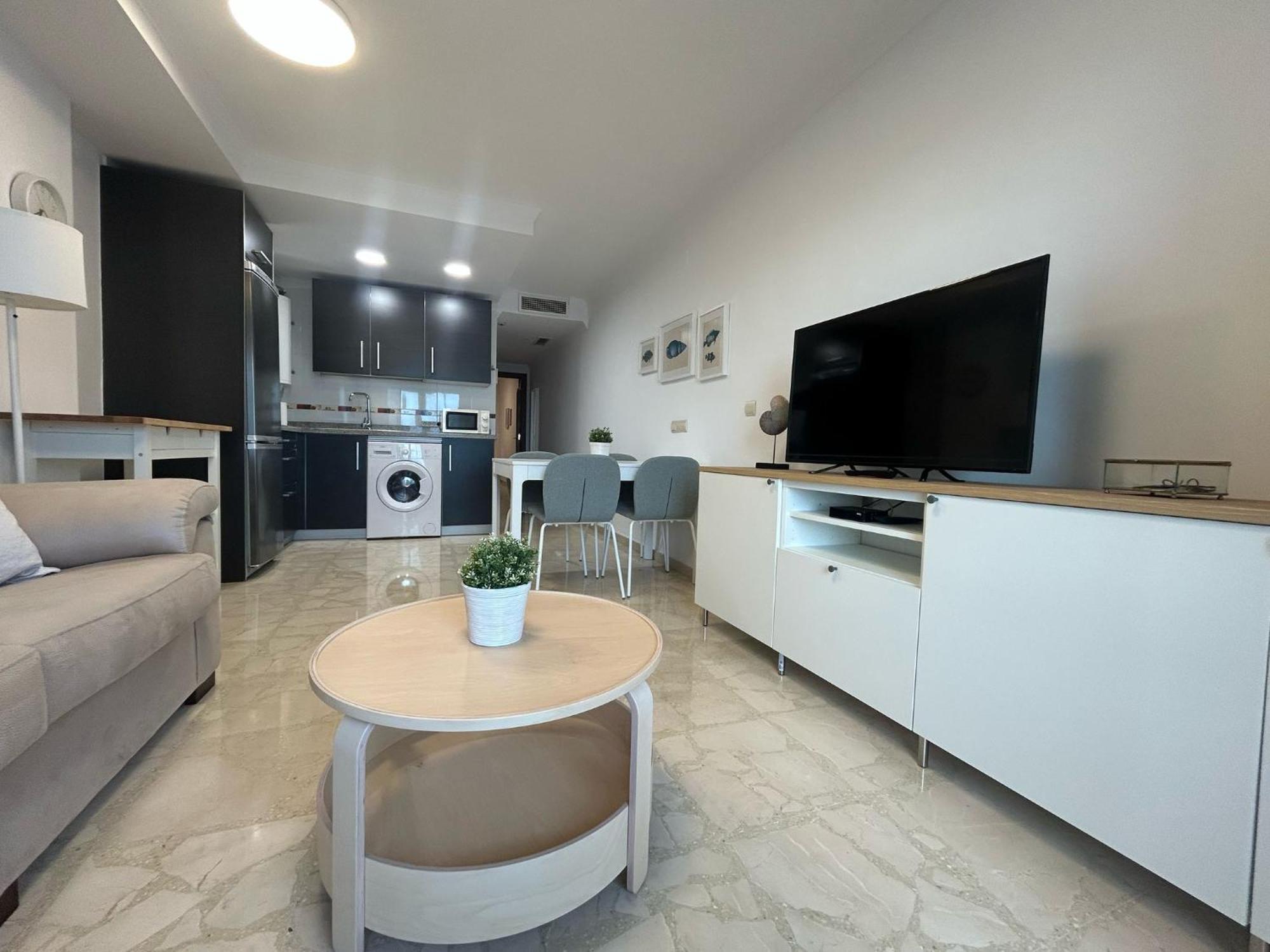 Maravilloso Apartamento En Primera Linea De Playa Con Vistas Al Mar En Caleta De Velez 2 D מראה חיצוני תמונה