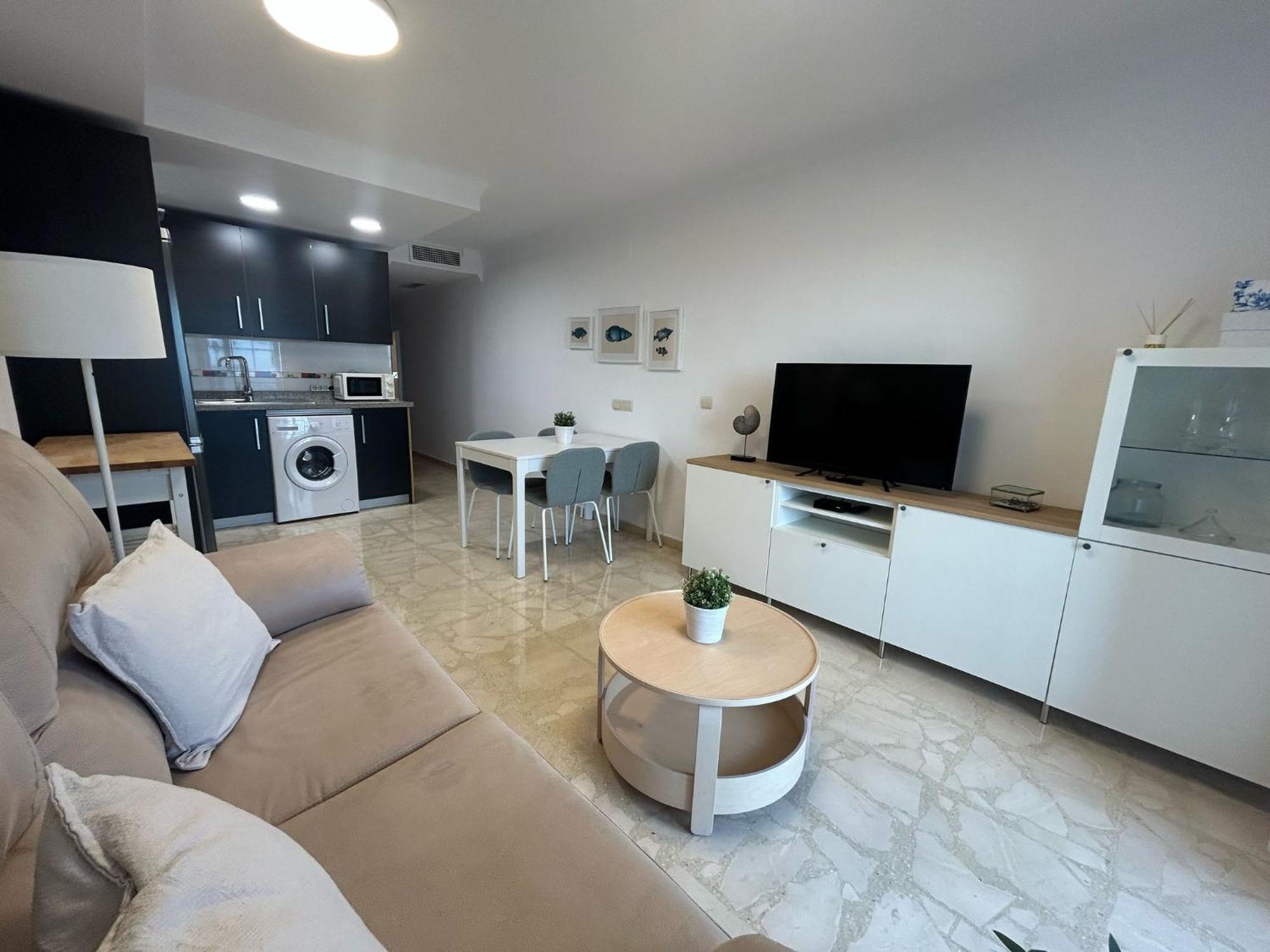 Maravilloso Apartamento En Primera Linea De Playa Con Vistas Al Mar En Caleta De Velez 2 D מראה חיצוני תמונה